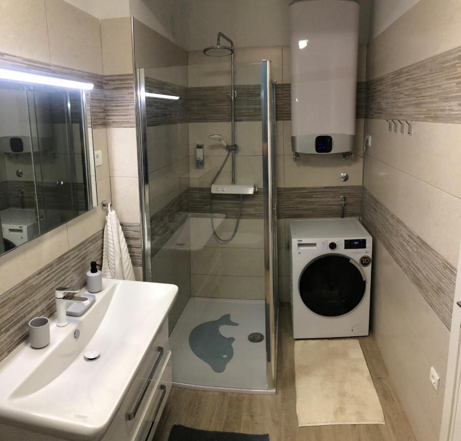 Pula Center Seaview Apartment Экстерьер фото