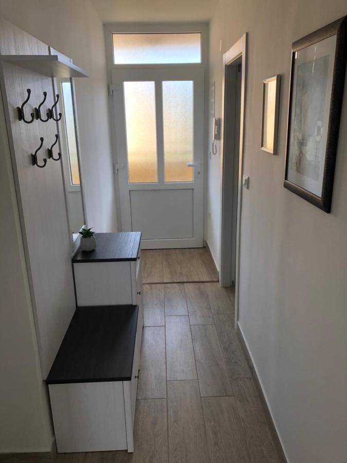 Pula Center Seaview Apartment Экстерьер фото