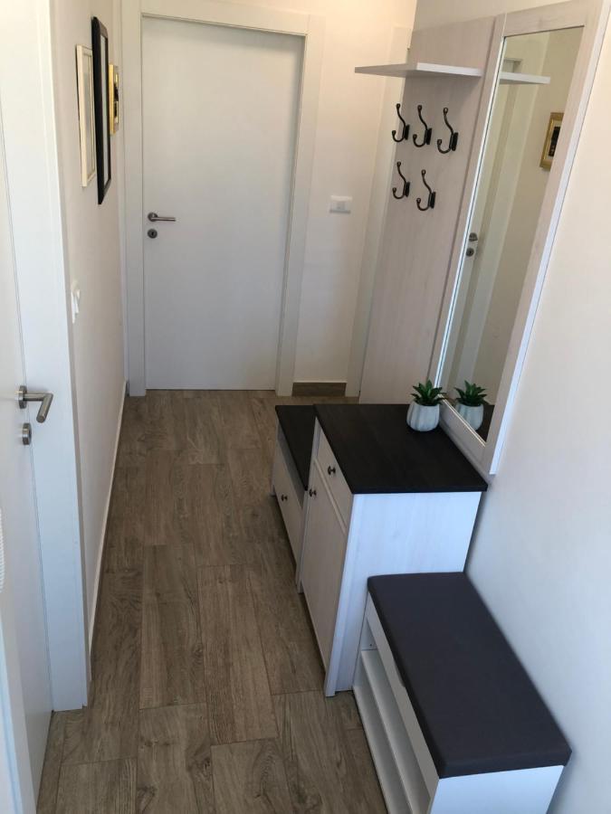 Pula Center Seaview Apartment Экстерьер фото